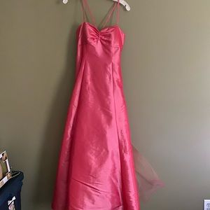 David’s bridal Size 4 Prom dress